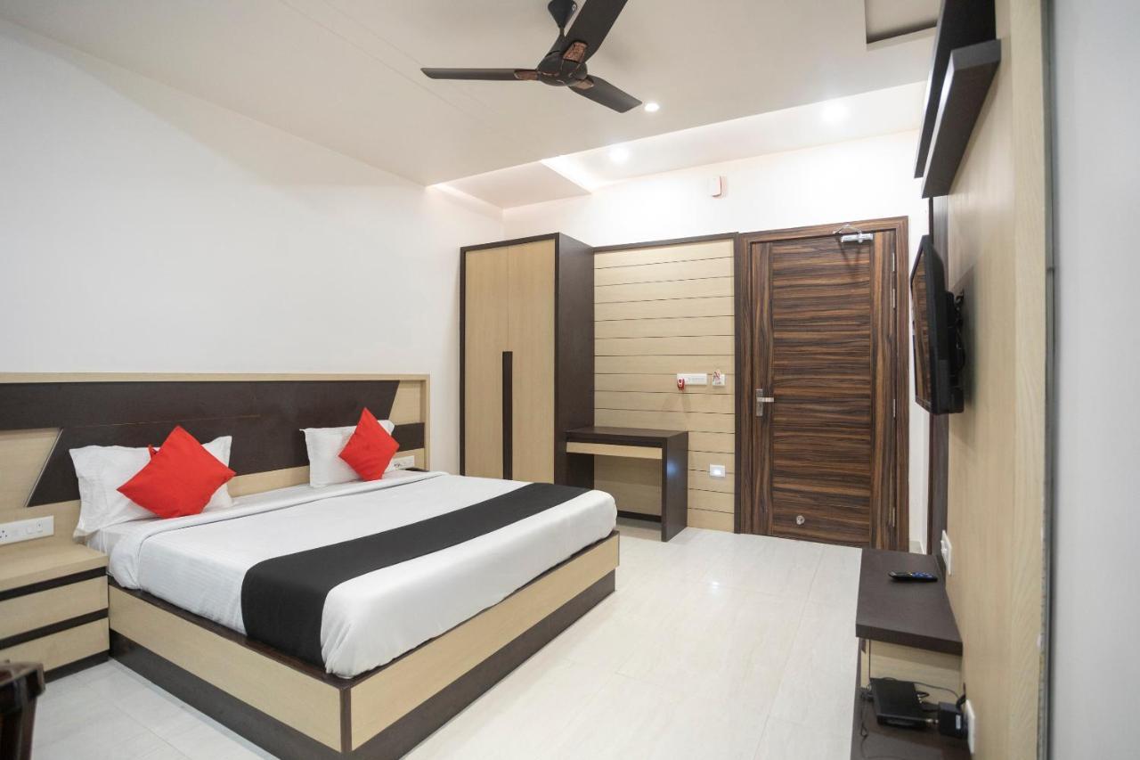 Capital O 69415 Green View Resort Aligarh Exterior photo