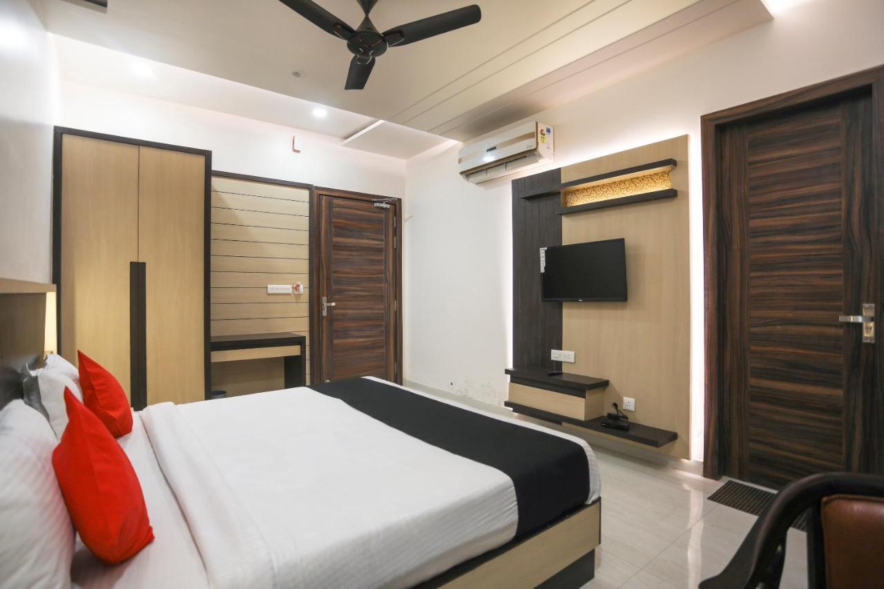 Capital O 69415 Green View Resort Aligarh Exterior photo