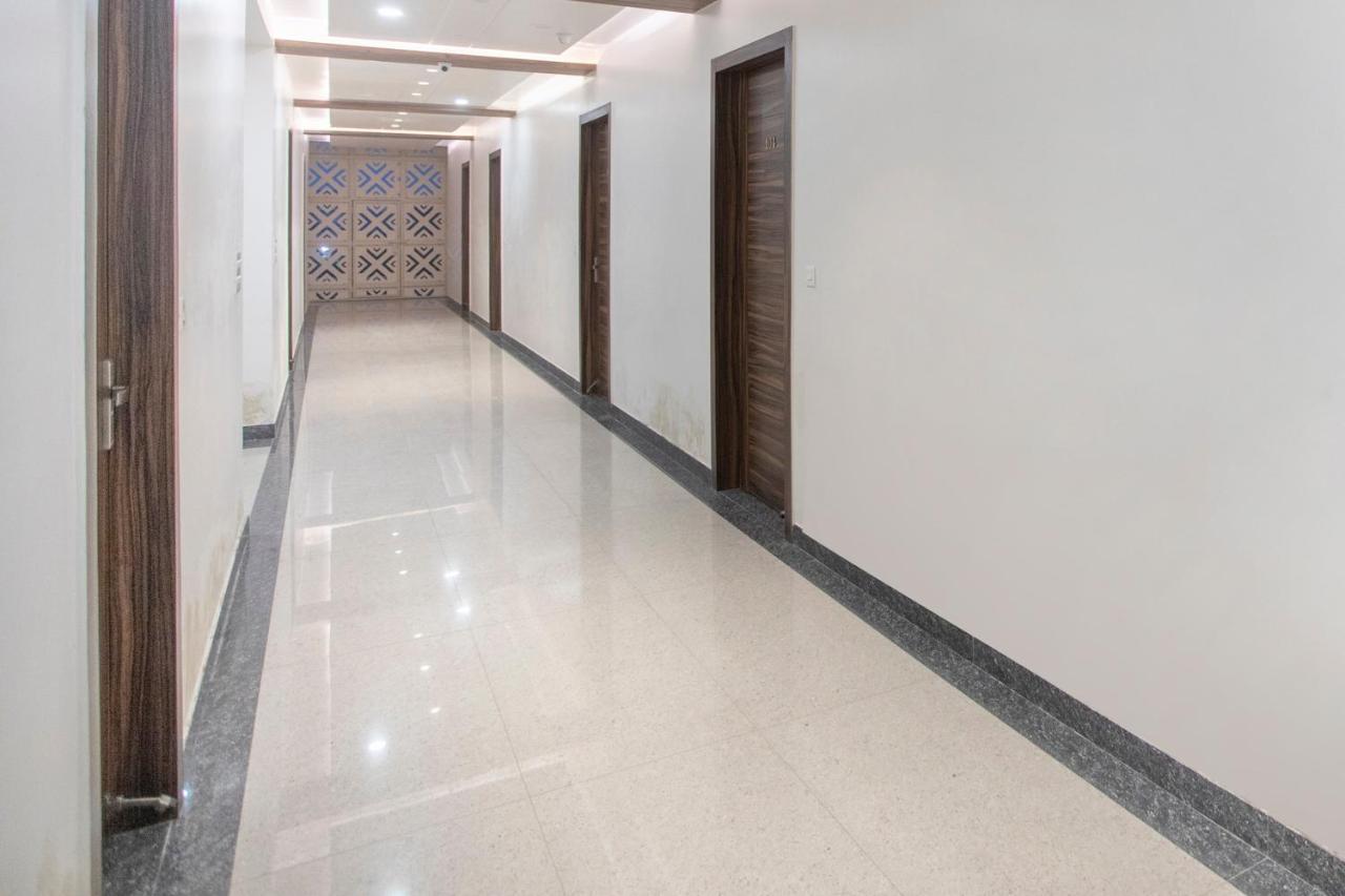 Capital O 69415 Green View Resort Aligarh Exterior photo